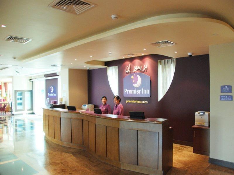 Premier Inn Dubai International Airport Exterior photo